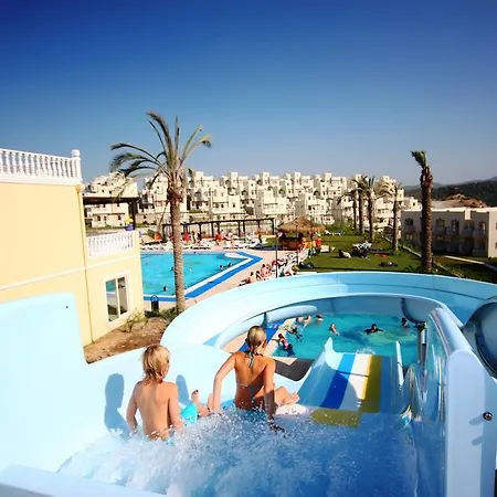 Вилла Evoteli Group Turquoise 3+1 Ozel Havuzlu